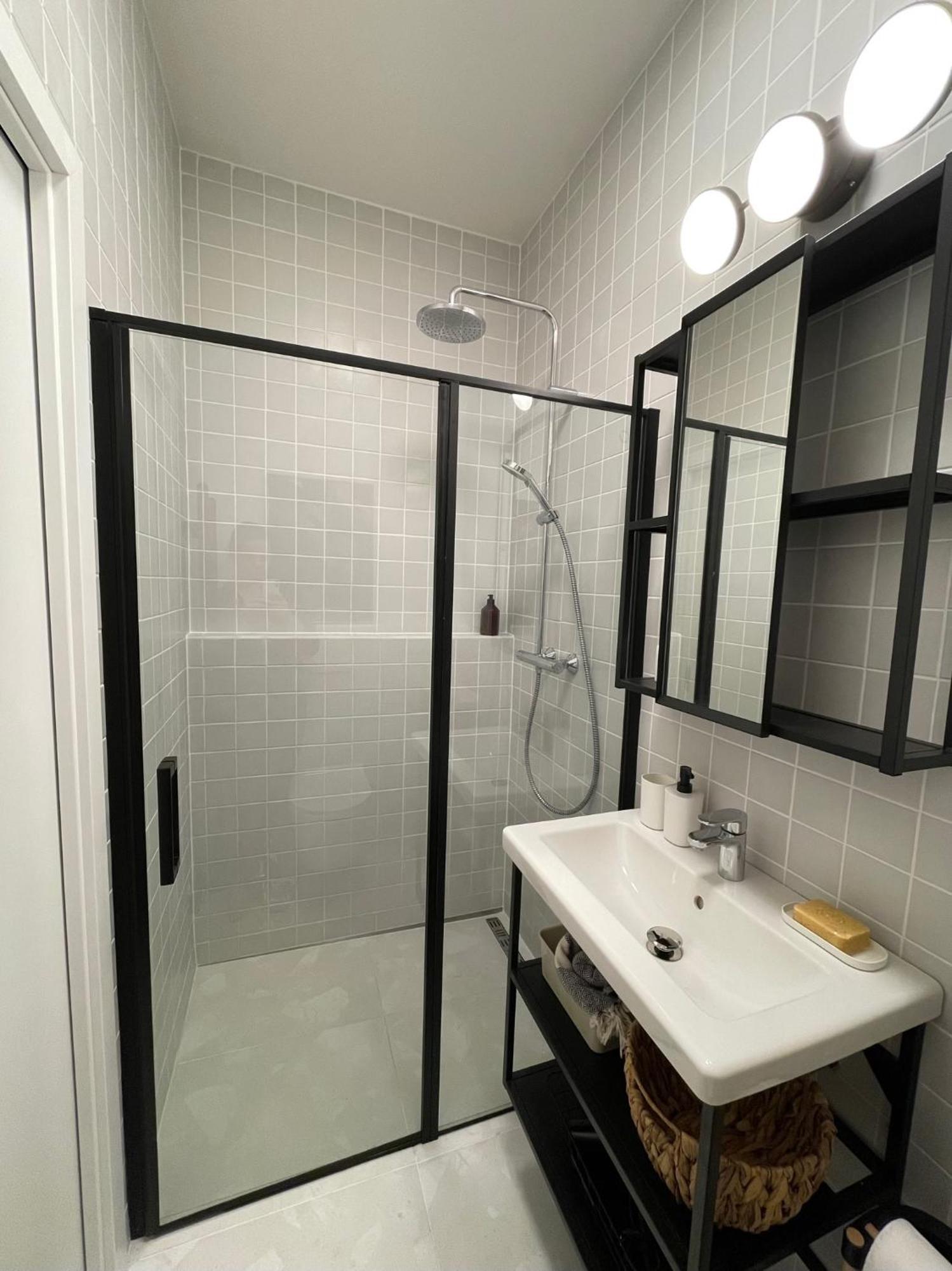 Urban Retreat I Modern Boho Apartments In Lovely Letna District - 10 Minutes From Old Town Praha Eksteriør bilde