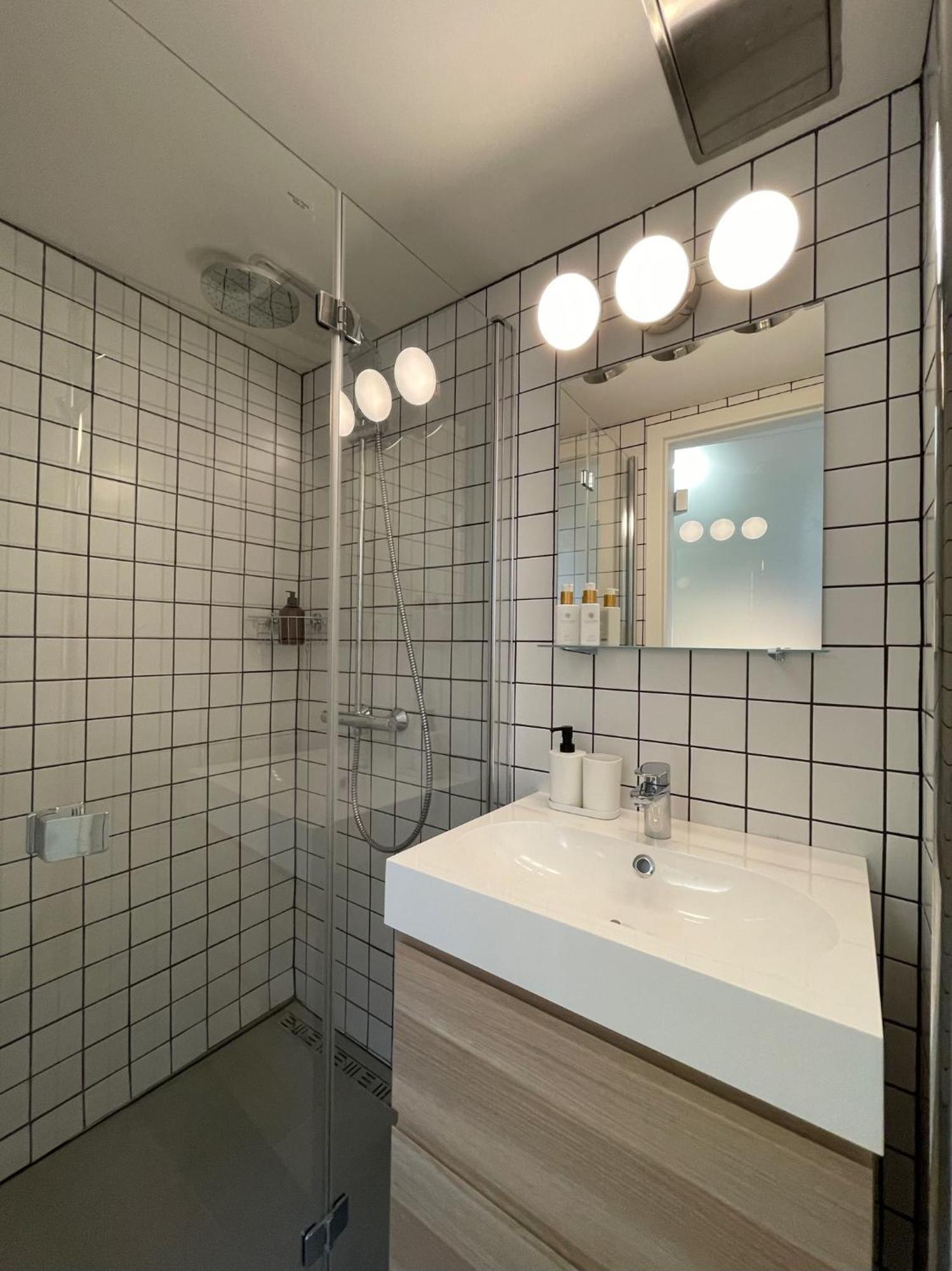 Urban Retreat I Modern Boho Apartments In Lovely Letna District - 10 Minutes From Old Town Praha Eksteriør bilde